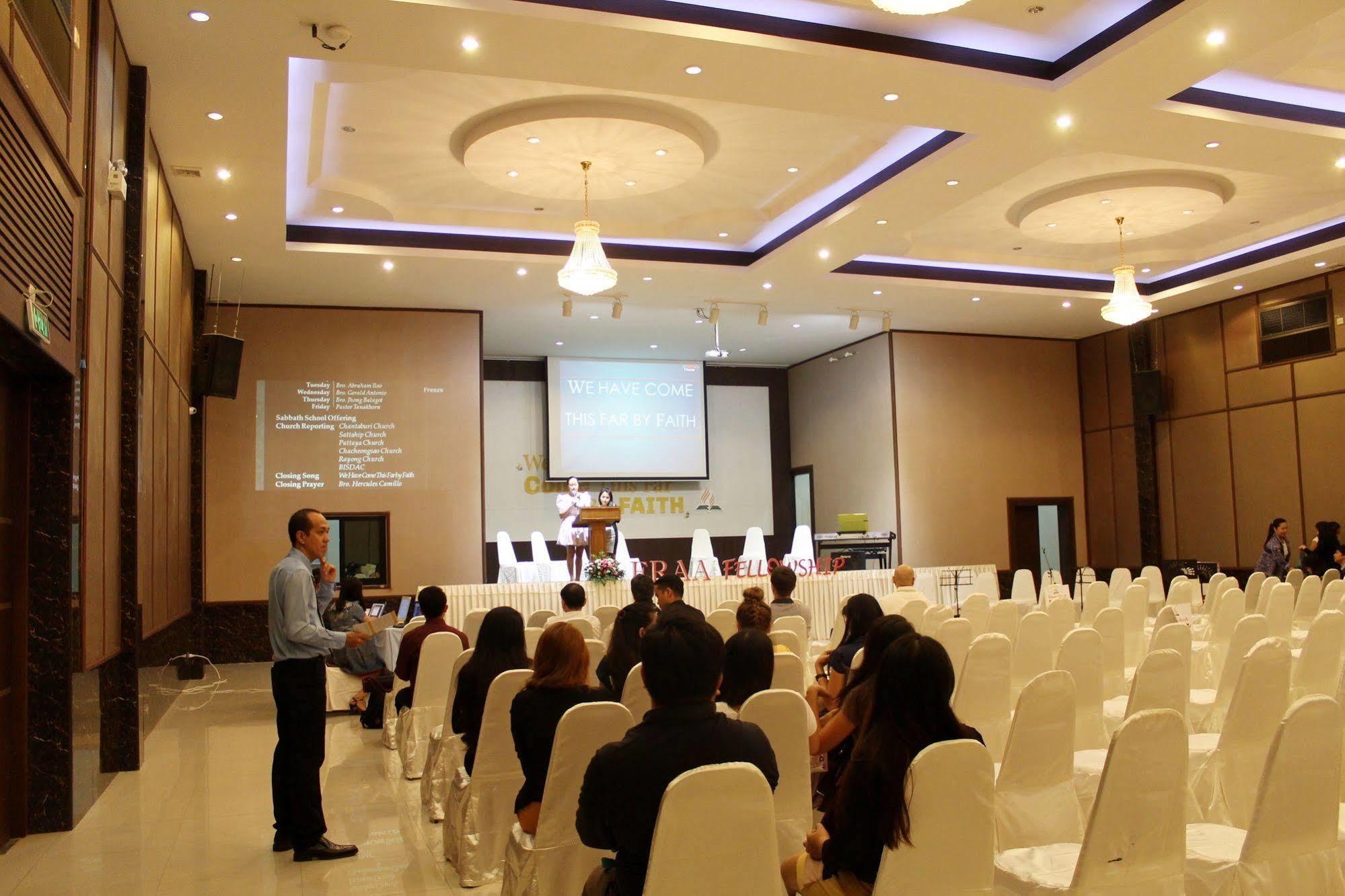Oyo 257 Sea Paradise Hotel Sattahip Eksteriør billede