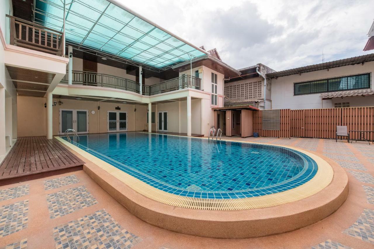 Oyo 257 Sea Paradise Hotel Sattahip Eksteriør billede