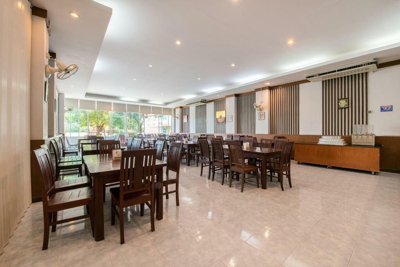 Oyo 257 Sea Paradise Hotel Sattahip Eksteriør billede