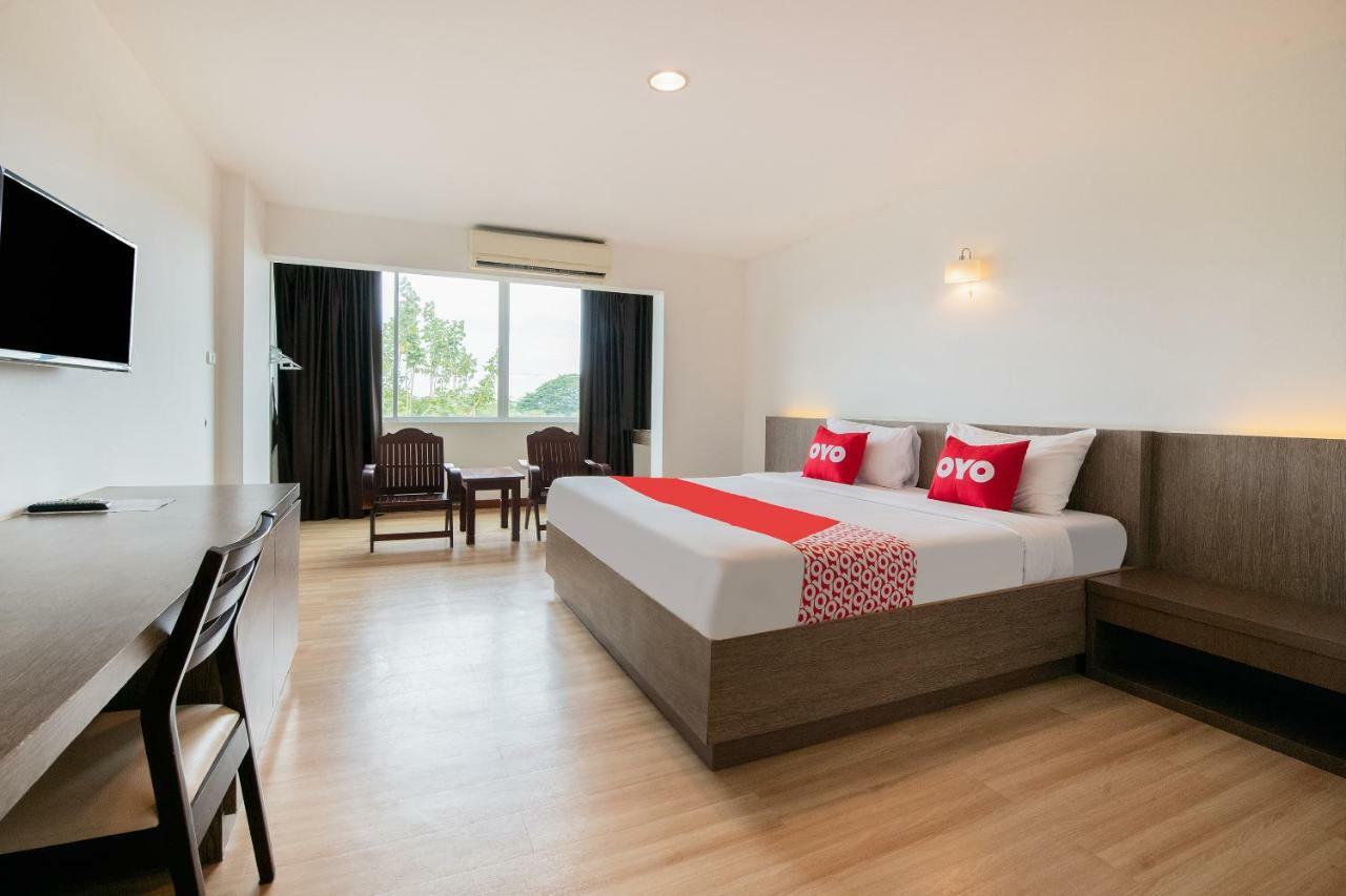 Oyo 257 Sea Paradise Hotel Sattahip Eksteriør billede